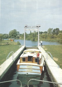 A boat negotiates the lock at Houghton on the River Ouse. DORIS BLOWERS 